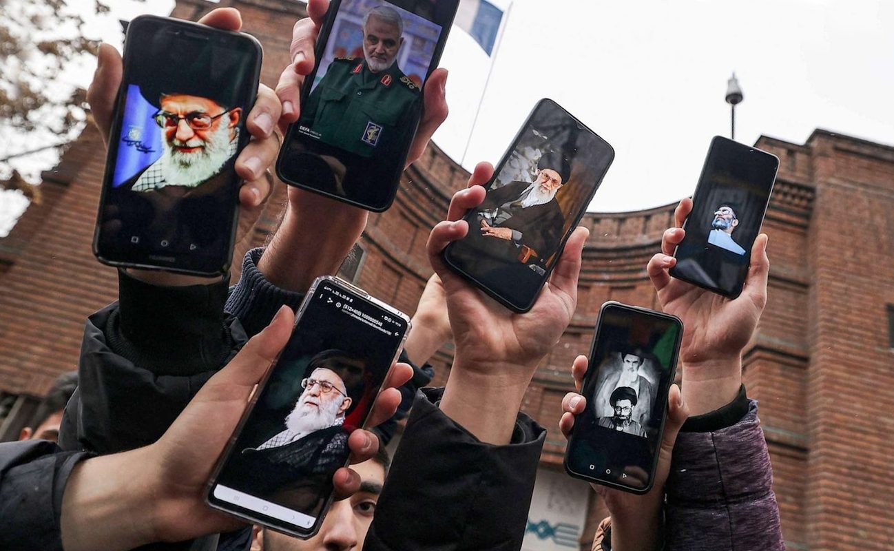 Algoritmi, ia, și camere: Cum a lovit tehnologia din iran