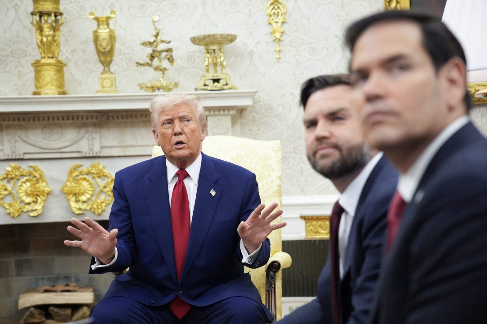Trump amână atacurile asupra infrastructurii energetice iraniene Fostul președinte american Donald Trump a anunțat că a ordonat armatei SUA să amâne toate atacurile militare împotriva centralelor electrice și a infrastructurii energetice din Iran