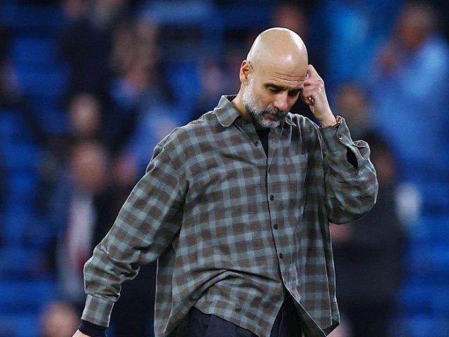 Guardiola decide: Antrenorul spaniol își continuă aventura la Manchester City Pep Guardiola a confirmat că va rămâne pe banca tehnică a echipei Manchester City, vestea venind imediat după eliminarea dramatică din UEFA Champions League, suferită în fața celor de la Real Madrid
