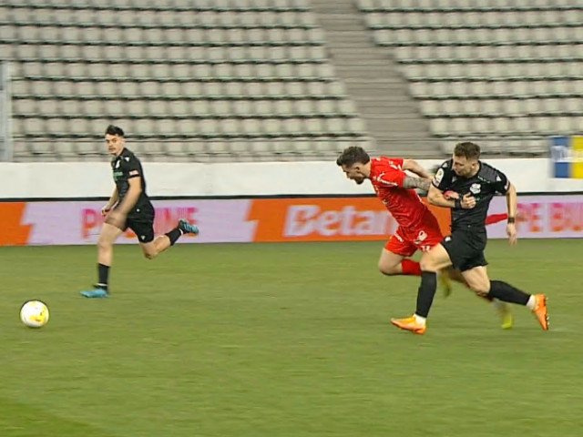 Dinamo și Metalul Buzău remizează, 0-0. Luptă pentru semifinală, live digi sport 1