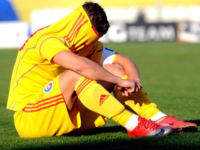 Dispariția unui fotbalist: De la titular la uitare Un jucător care era considerat o piesă de bază a echipei naționale a României a dispărut din peisajul fotbalistic, după o mutare care părea promițătoare la momentul respectiv
