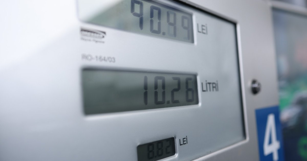 Scăderi de preț la carburanți, urmate rapid de majorări? Expertul Chisăliță avertizează cu privire la măsurile Guvernului București – Măsurile de criză anunțate de Guvern pentru a stabiliza piața de carburanți ar putea avea efecte limitate, avertizează Dumitru Chisăliță, președintele Asociației „Energia Inteligentă”