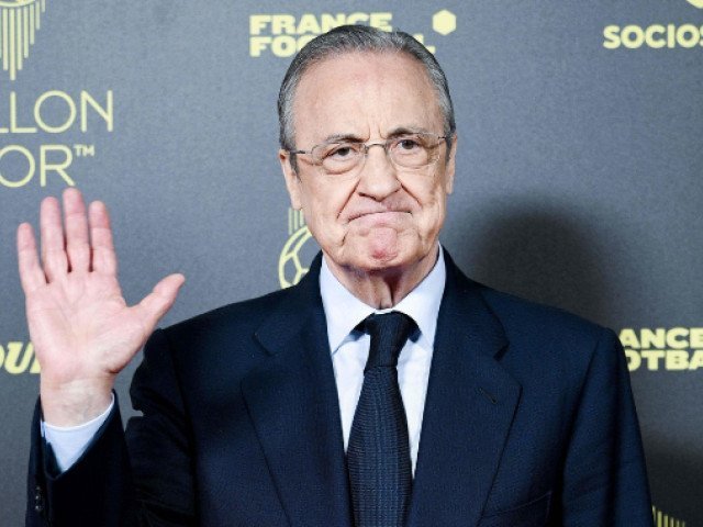 Transferul anului în fotbal: Suma colosală plătită pentru vedeta internațională Un transfer de proporții zguduie lumea fotbalistică, cu o sumă impresionantă de peste 100 de milioane de euro vehiculată pentru un star internațional