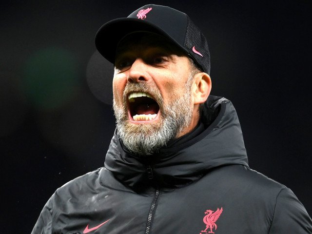 Klopp, aproape de banca Germaniei? Antrenorul ar putea prelua „Die Mannschaft” după un „mandat” la Red Bull Jurgen Klopp, cunoscut pentru cariera sa impresionantă pe banca lui Liverpool, ar putea fi numit selecționerul Germaniei, conform informațiilor vehiculate în presa sportivă internațională