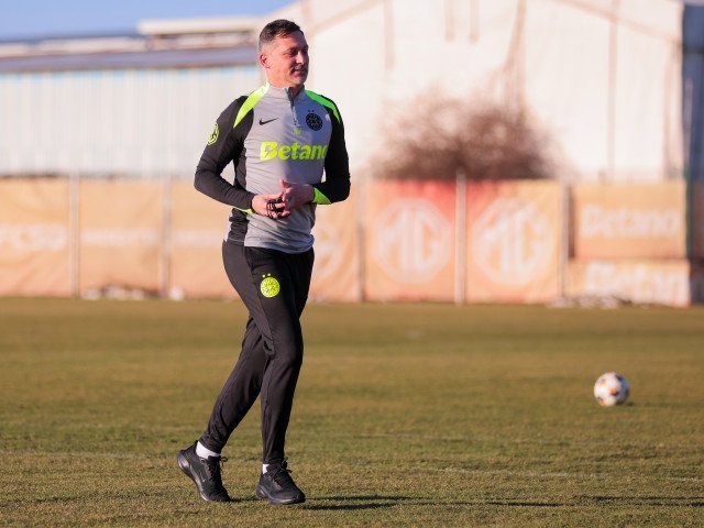 Out din start! Înlocuitorul, deja pe teren la FCSB