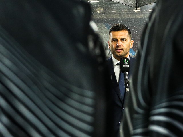 Dică, ofertă de revenire pe banca tehnică