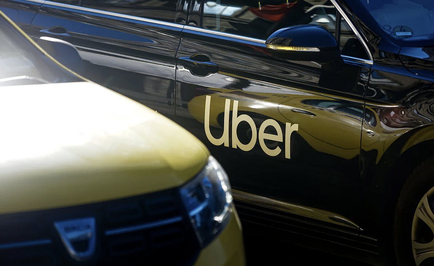Uber vrea să domine piața robotaxiourilor cu ajutorul Rivian Gigantul serviciilor de ride-sharing, Uber, face un pas important în direcția mobilității autonome