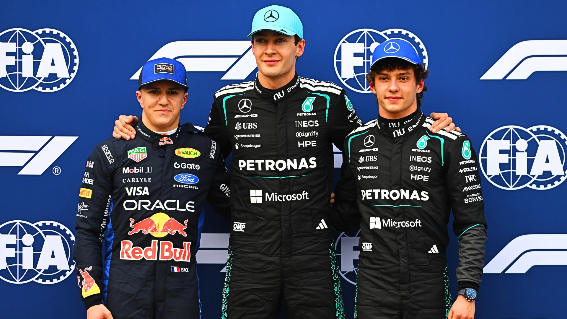Mercedesul magic și Ferrari rapide: Spectacol pe circuit