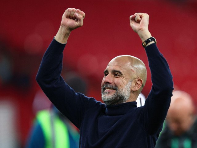 Guardiola Își Așază Rivalii pe Podiumul Fotbalului European Pep Guardiola, antrenorul lui Manchester City, a oferit un interviu în care a nominalizat cele mai bune trei echipe din Europa, imediat după ce a ridicat un nou trofeu cu formația engleză