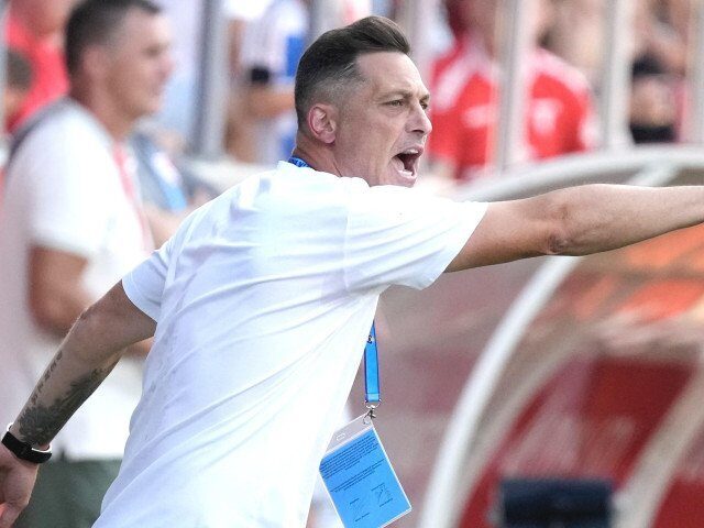 Rădoi, prima decizie importantă la FCSB: Schimbări majore