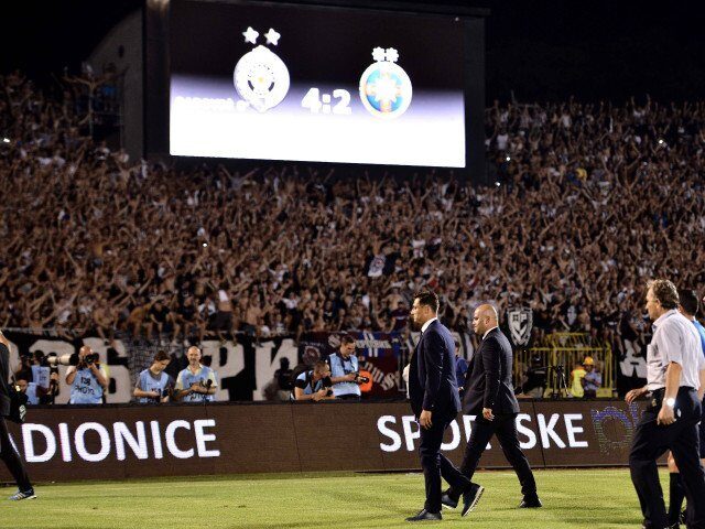 Primele negocieri pentru banca tehnică a FCSB: Un antrenor străin, pe lista lui Becali După plecarea lui Elias Charalambous și a lui Mihai Pintilii de la conducerea tehnică a FCSB, Gigi Becali a demarat căutările pentru un nou antrenor