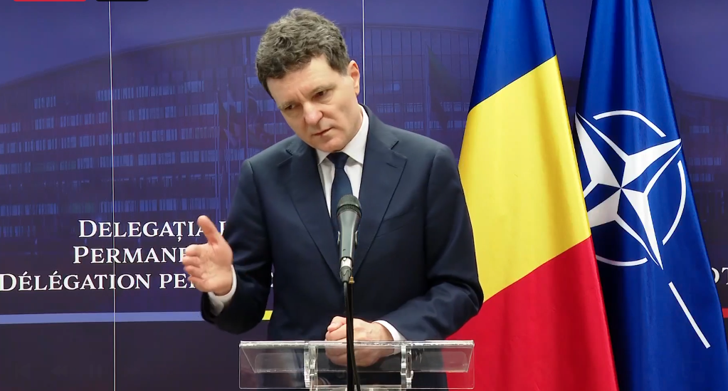 Reacția lui Nicușor Dan la declarațiile Iranului: România, protejată de NATO și prezența americană Primarul general al capitalei, Nicușor Dan, a abordat joi, la Bruxelles, declarațiile Ministerului de Externe iranian referitoare la România, asigurând că țara noastră nu se confruntă cu o schimbare a situației de securitate