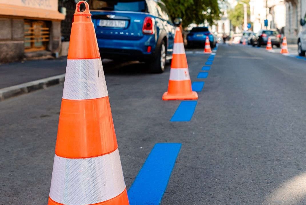 100 de noi locuri de parcare cu plată vor fi amenajate în centrul Bucureștiului Primăria Capitalei a anunțat că va amenaja 100 de noi locuri de parcare cu plată în zona centrală a Bucureștiului