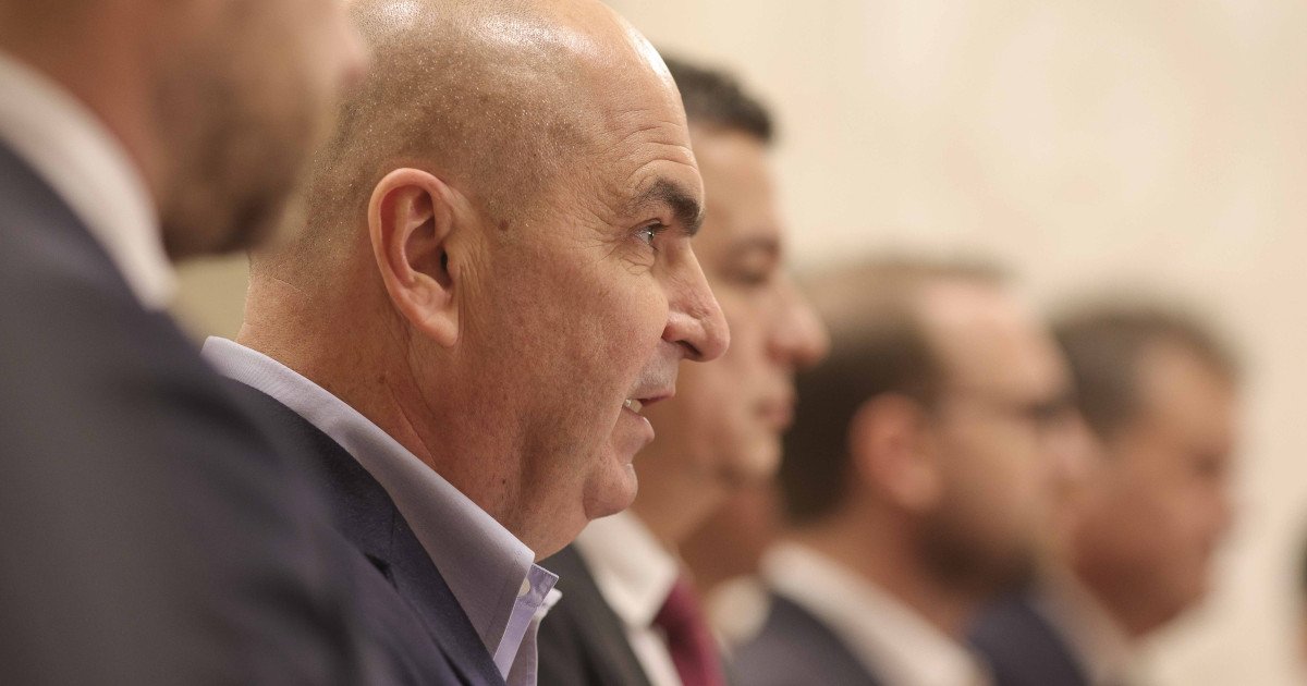 Noi negocieri în Coaliție, după blocajul pe buget. Guvernul va prelungi schema de ajutor pentru transportatori (surse)