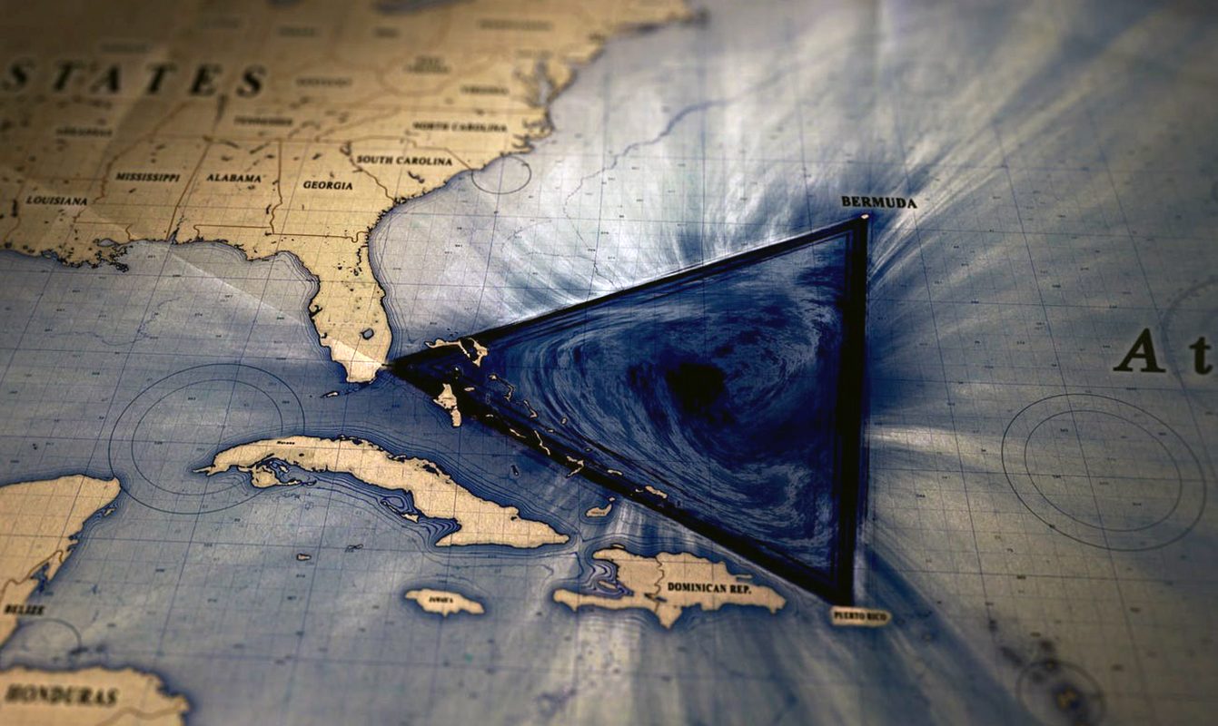 Triunghiul Bermudelor: Misterul care a pierdut teren în fața științei Zona din Atlantic cunoscută sub numele de Triunghiul Bermudelor, celebră pentru disparițiile misterioase de nave și avioane, își pierde treptat din aura de mister