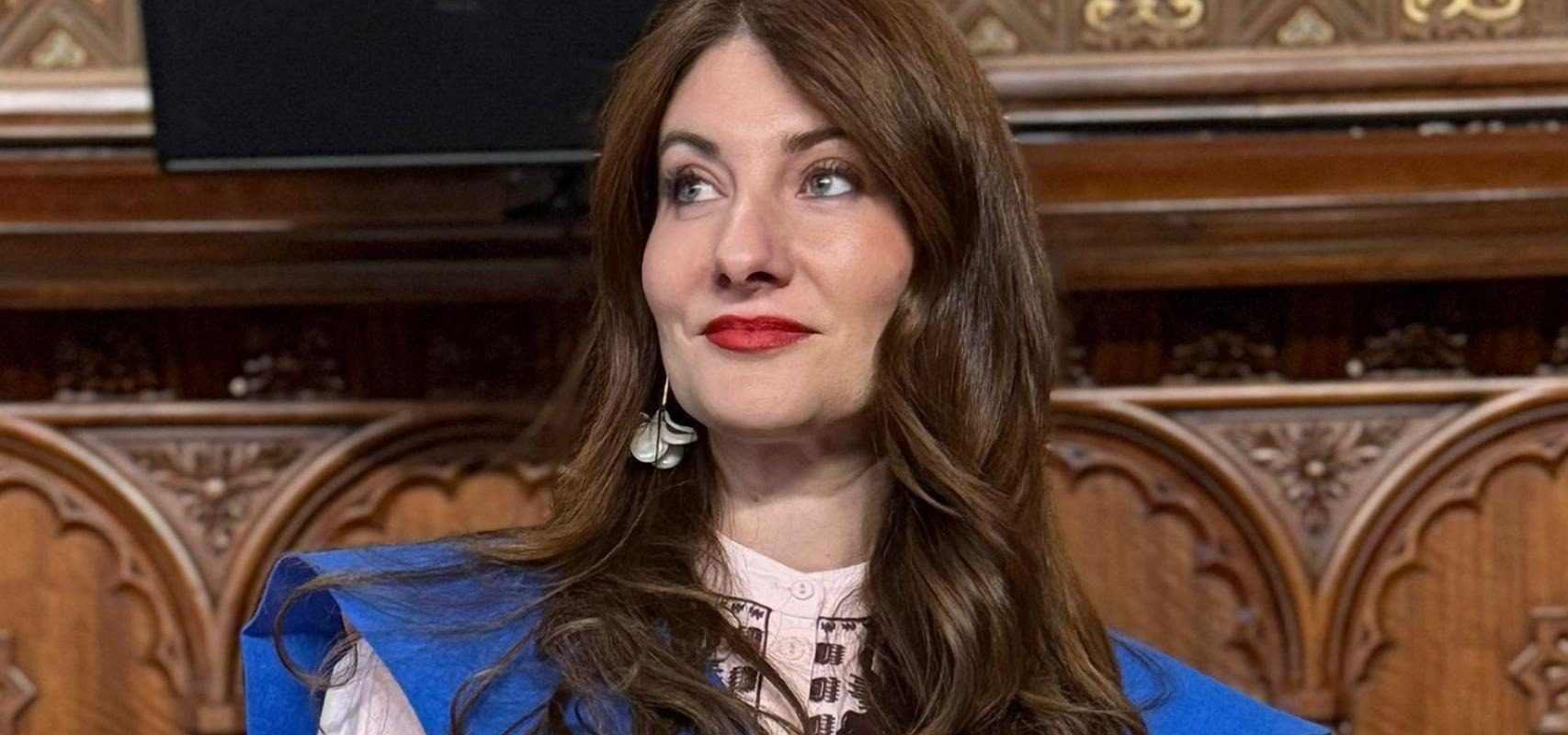 Româncă, acuzată de fraudă după ce a obținut punctaj maxim la un examen medical spaniol O româncă stabilită în Spania a obținut cel mai mare punctaj din istoria examenului MIR (Médico Interno Residente), testul național pentru medicii care doresc să se specializeze