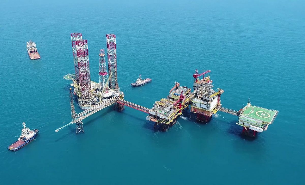 OMV Petrom intră în explorarea de hidrocarburi în Marea Neagră, în largul Bulgariei OMV Petrom, cea mai mare companie energetică din sud-estul Europei, se alătură unui consorțiu de explorare pentru perimetrul offshore Han Tervel, situat în zona bulgară a Mării Negre