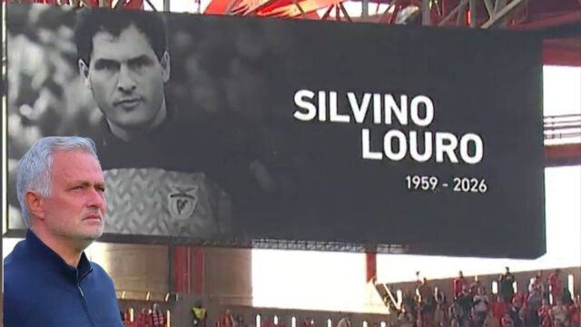 Doliu în lumea fotbalului: José Mourinho, copleșit de emoții la pierderea unui colaborator apropiat Lisabona – José Mourinho, celebrul antrenor de fotbal, a fost vizibil afectat de moartea lui Silvino Louro, membru al staff-ului său tehnic de-a lungul anilor