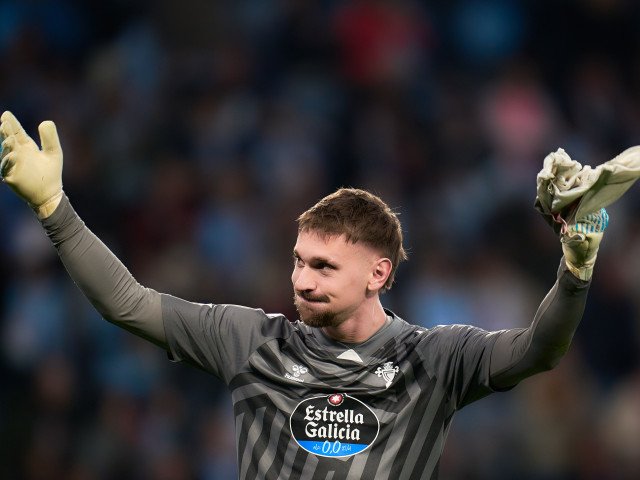 Ionuț Radu, în vizorul unei echipe de top din Europa? Portarul român Ionuț Radu ar putea face pasul carierei, după o perioadă mai puțin fastă