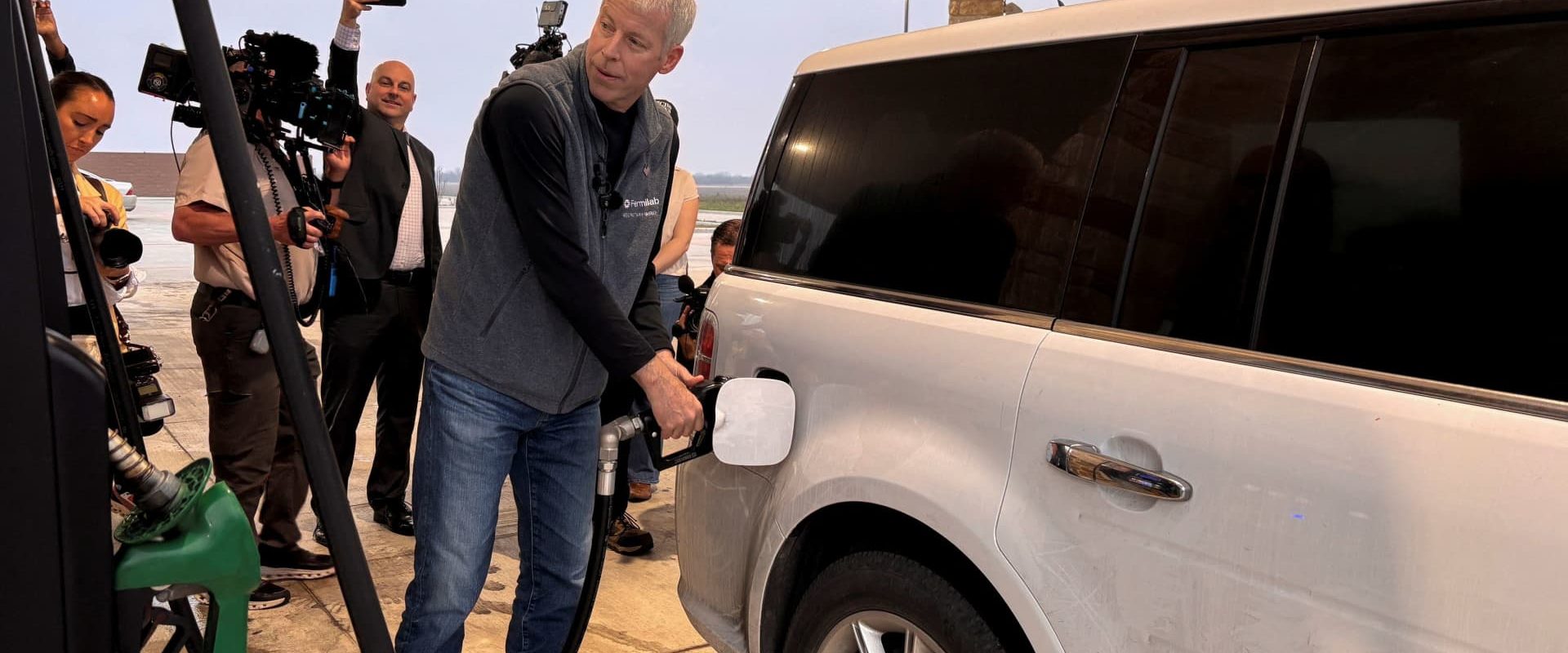 Energy prices will fall when U.S. destroys Iran's ability to attack tankers in Strait of Hormuz: Wright