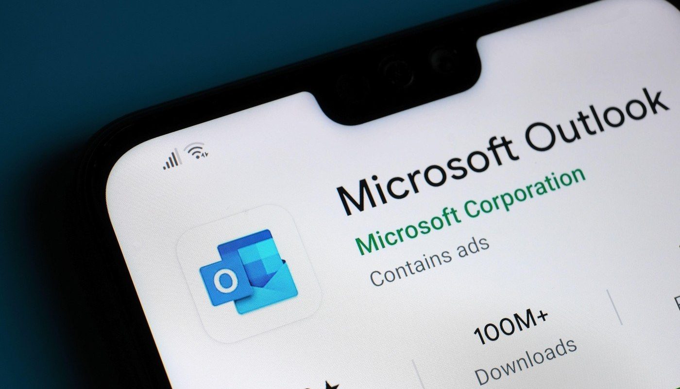 Quick Steps: Comanda rapidă pentru un inbox mai organizat în Outlook Funcția „Quick Steps” din Outlook promite să transforme modul în care gestionăm emailurile, automatizând acțiunile repetitive
