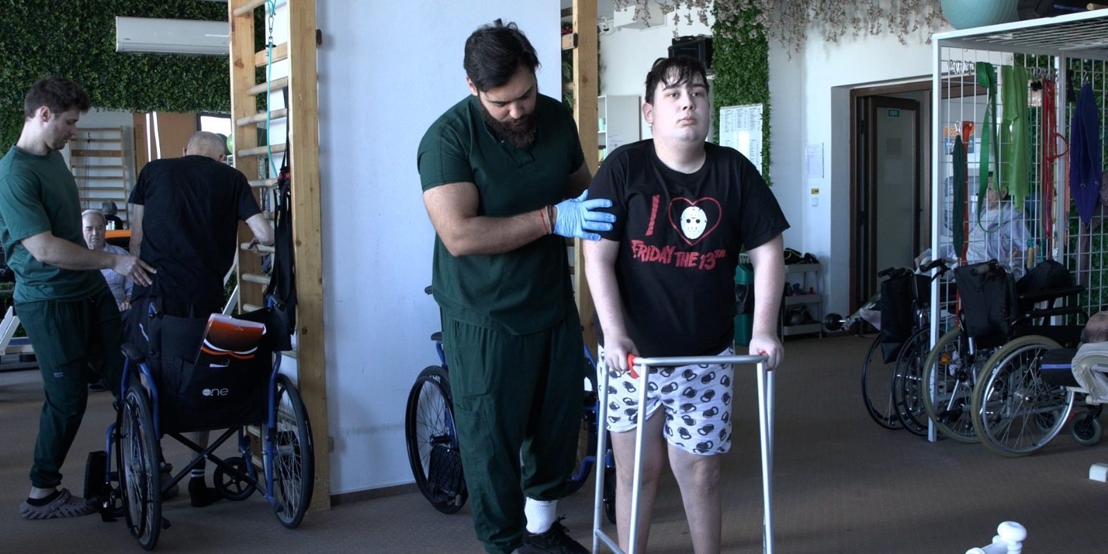 Recuperare medicală rapidă: Spitalul „Sfântul Sava cel Sfințit” oferă soluții pentru pacienții cu afecțiuni diverse Spitalul de Recuperare Medicală „Sfântul Sava cel Sfințit” se remarcă prin specializarea în recuperarea medicală intensivă, oferind soluții pentru pacienții care au suferit intervenții chirurgicale complexe sau se confruntă cu afecțiuni neurologice și ortopedice