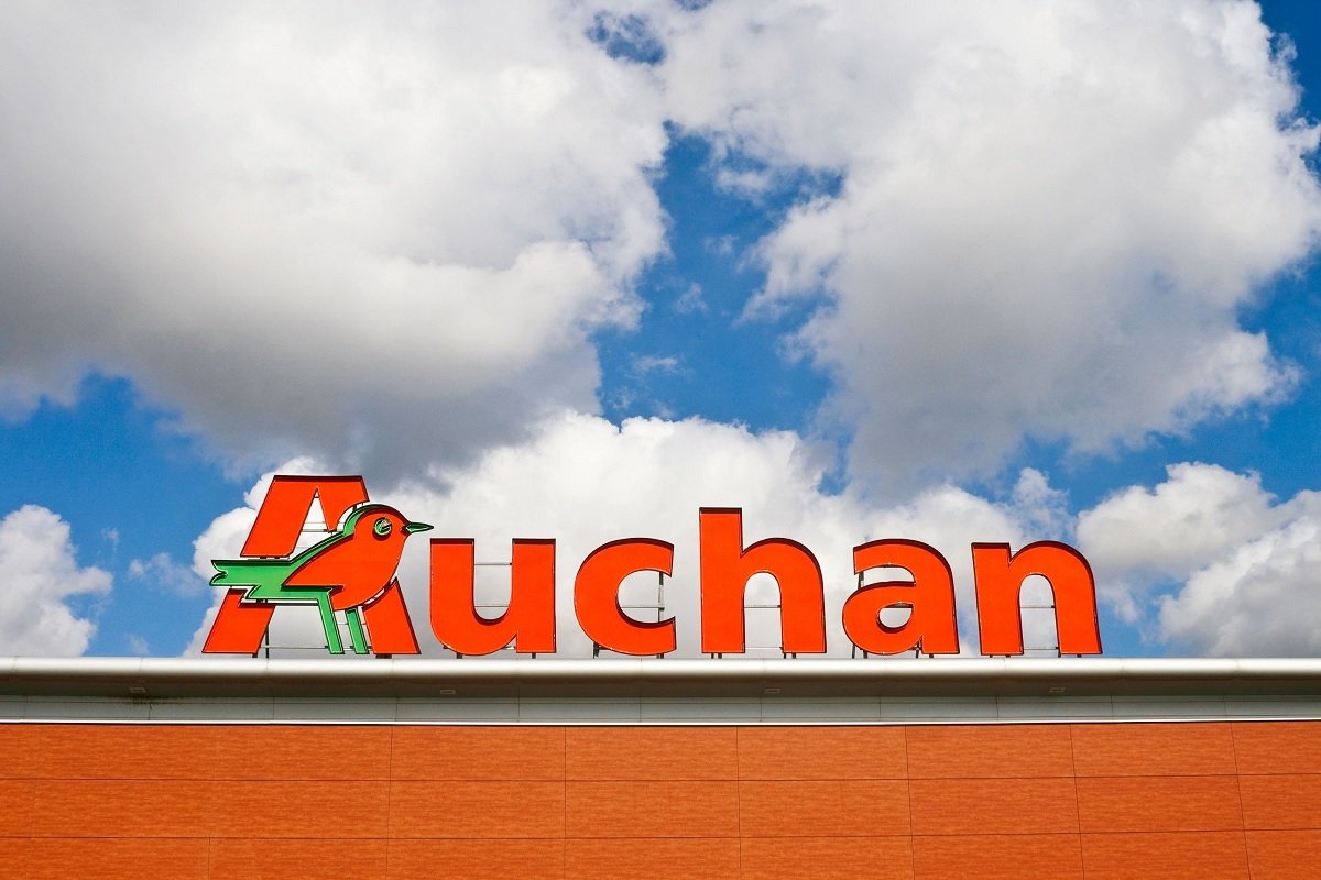 Auchan lansează reduceri de până la 50% și recompense pentru reciclare Retailerul Auchan a anunțat o campanie extinsă de reduceri și promoții dedicate clienților fideli, cu ocazia aniversării a cinci ani de la lansarea programului de fidelitate MyCLUB