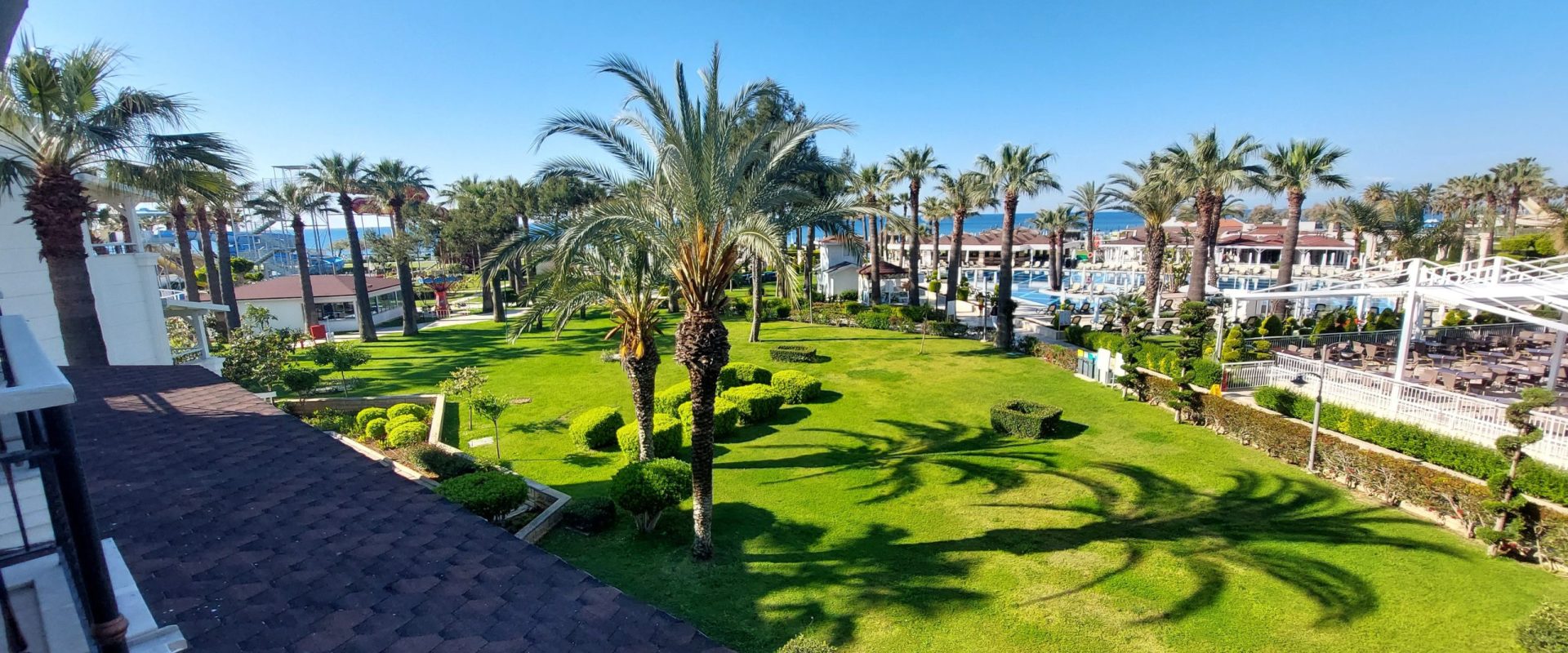 Resorturile turistice, definite oficial prin lege: ce trebuie să știe investitorii și turiștii O nouă lege, care va intra în vigoare la data de 24 aprilie 2026, stabilește cadrul legal pentru resorturile turistice din România