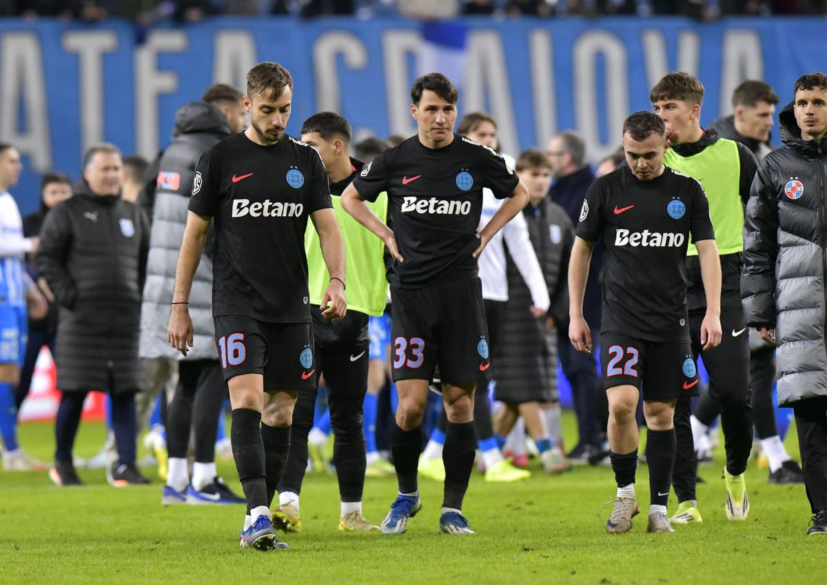 FCSB pregătește o curățenie de vară după un sezon ratat După un sezon dezamăgitor în Superligă, care a culminat cu ratarea play-off-ului, FCSB se pregătește pentru o reconstrucție masivă