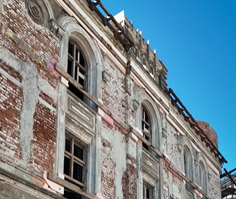 Reabilitarea Palatului „Simion Gheorghiu” din Galați, transformare în centru de afaceri IT Primarul municipiului Galați, Ionuț Pucheanu, a anunțat progresul lucrărilor de reabilitare a Palatului „Simion Gheorghiu”, un monument istoric emblemă a orașului
