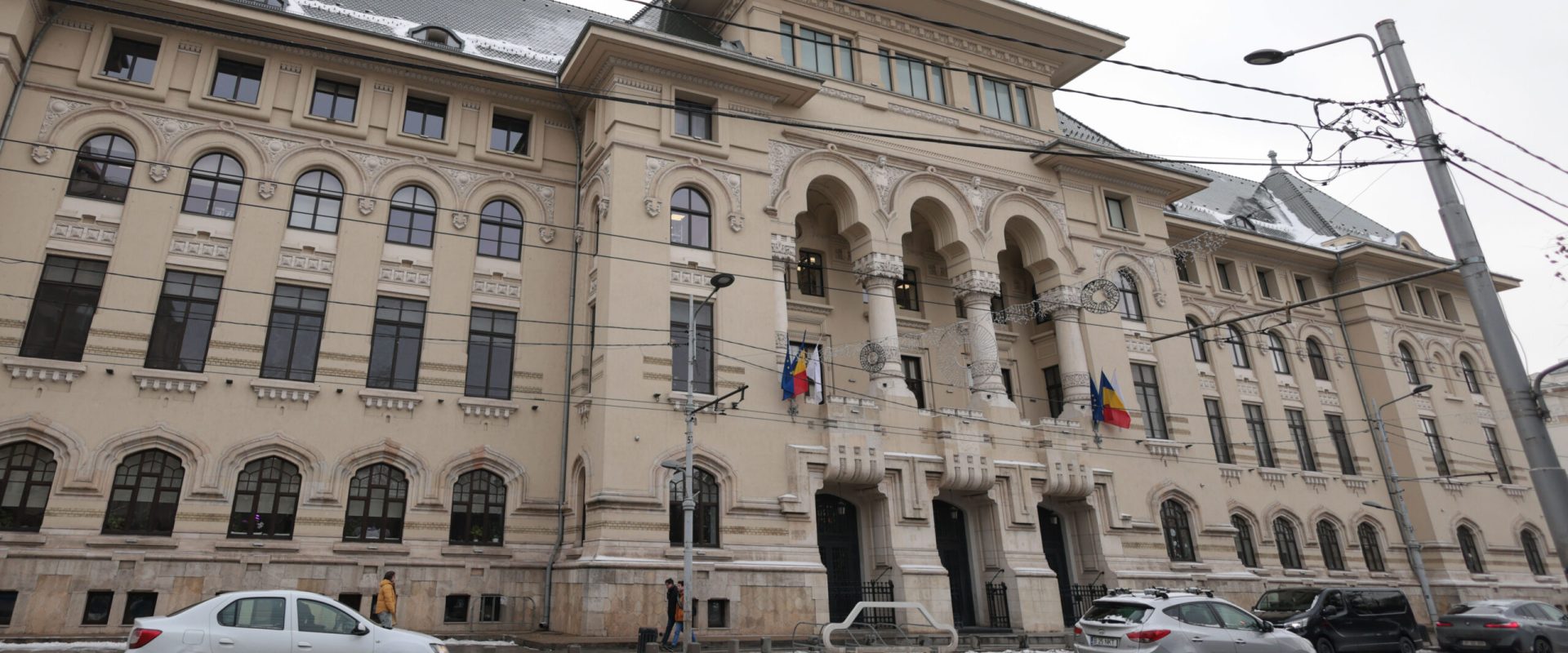 Bucureștiul, în pragul incapacității de plată? Primăria Capitalei, pe cale să solicite ajutor financiar de la primăriile din țară Liderii PSD, USR și UDMR sunt nemulțumiți de o propunere controversată inclusă în proiectul bugetului de stat pentru 2026