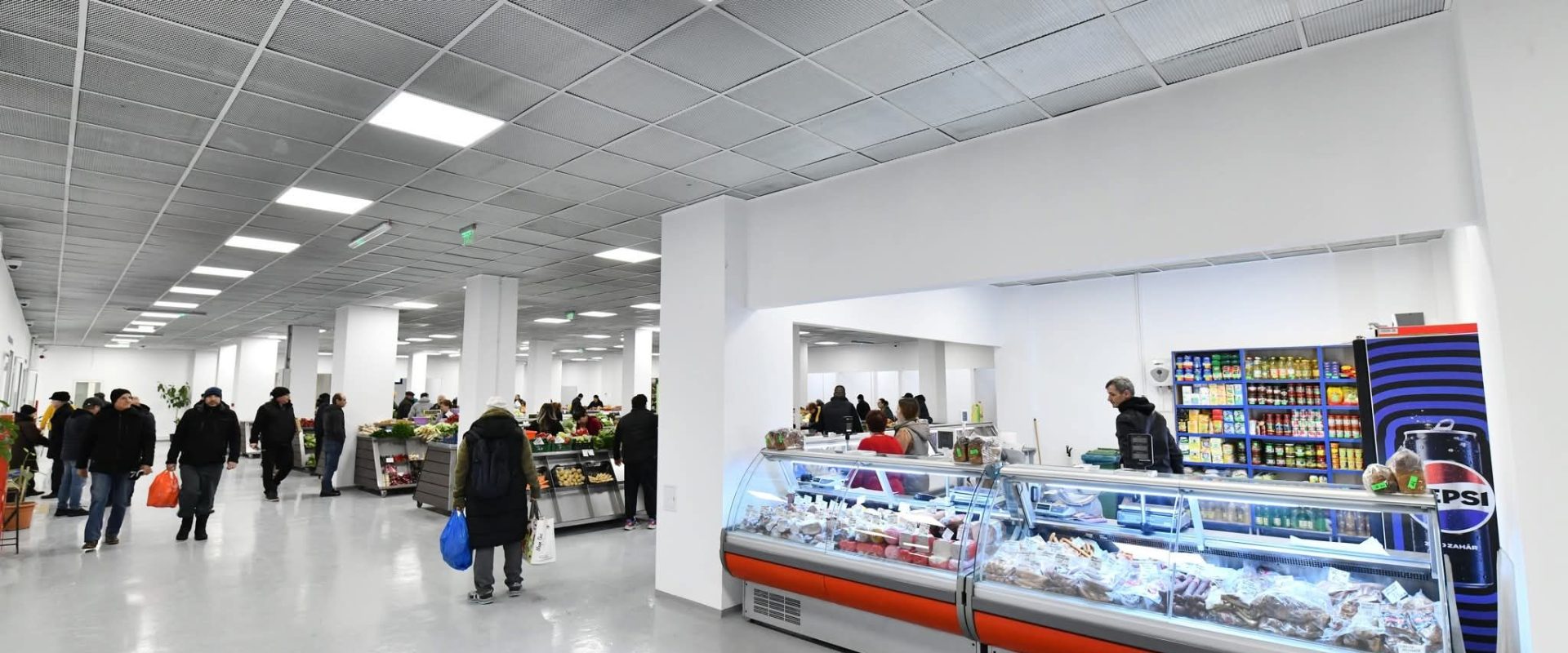 Sectorul 6 scoate la licitație zeci de spații comerciale în piețe Administrația Sectorului 6 a anunțat scoaterea la licitație a 47 de spații comerciale din piețele locale