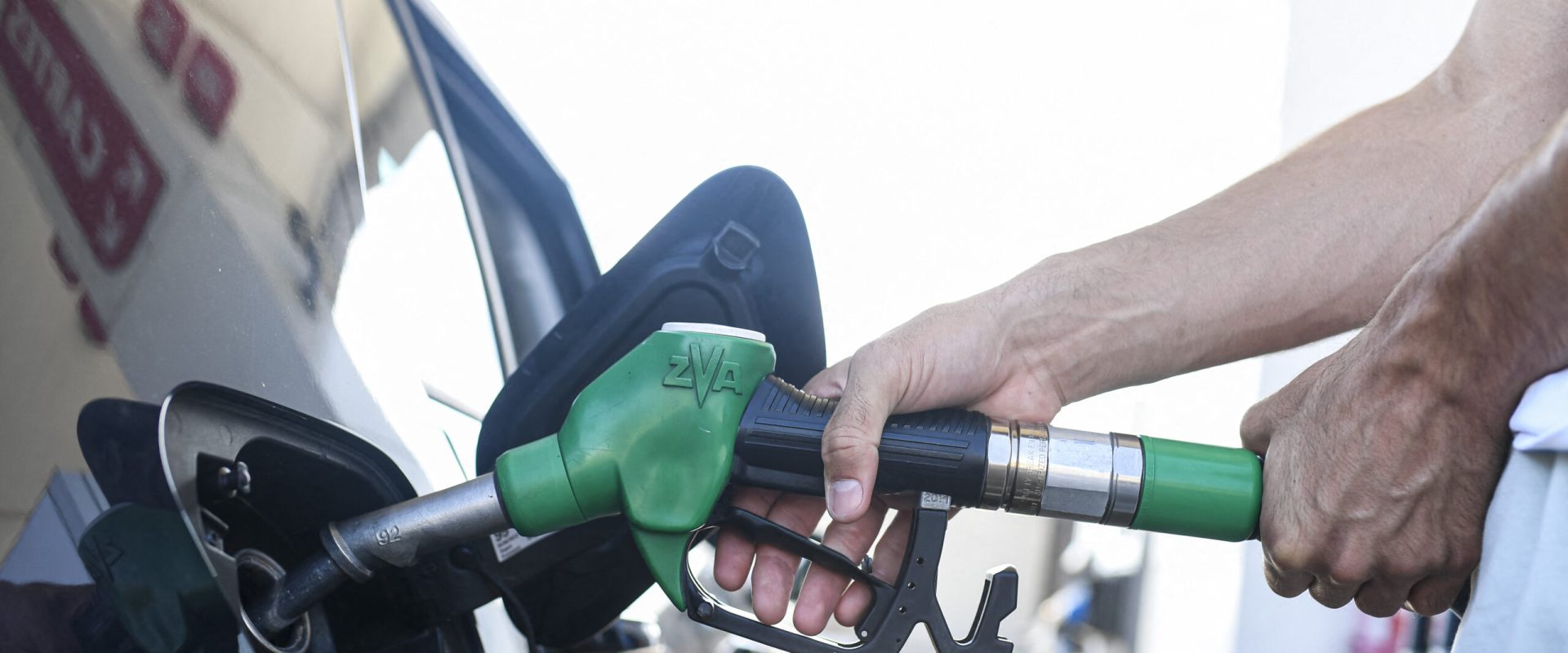 Benzina se scumpește rapid în Europa: Germania și Țările de Jos, în topul prețurilor Prețurile la carburanți au explodat în unele state europene, Germania fiind printre țările cele mai afectate de aceste majorări