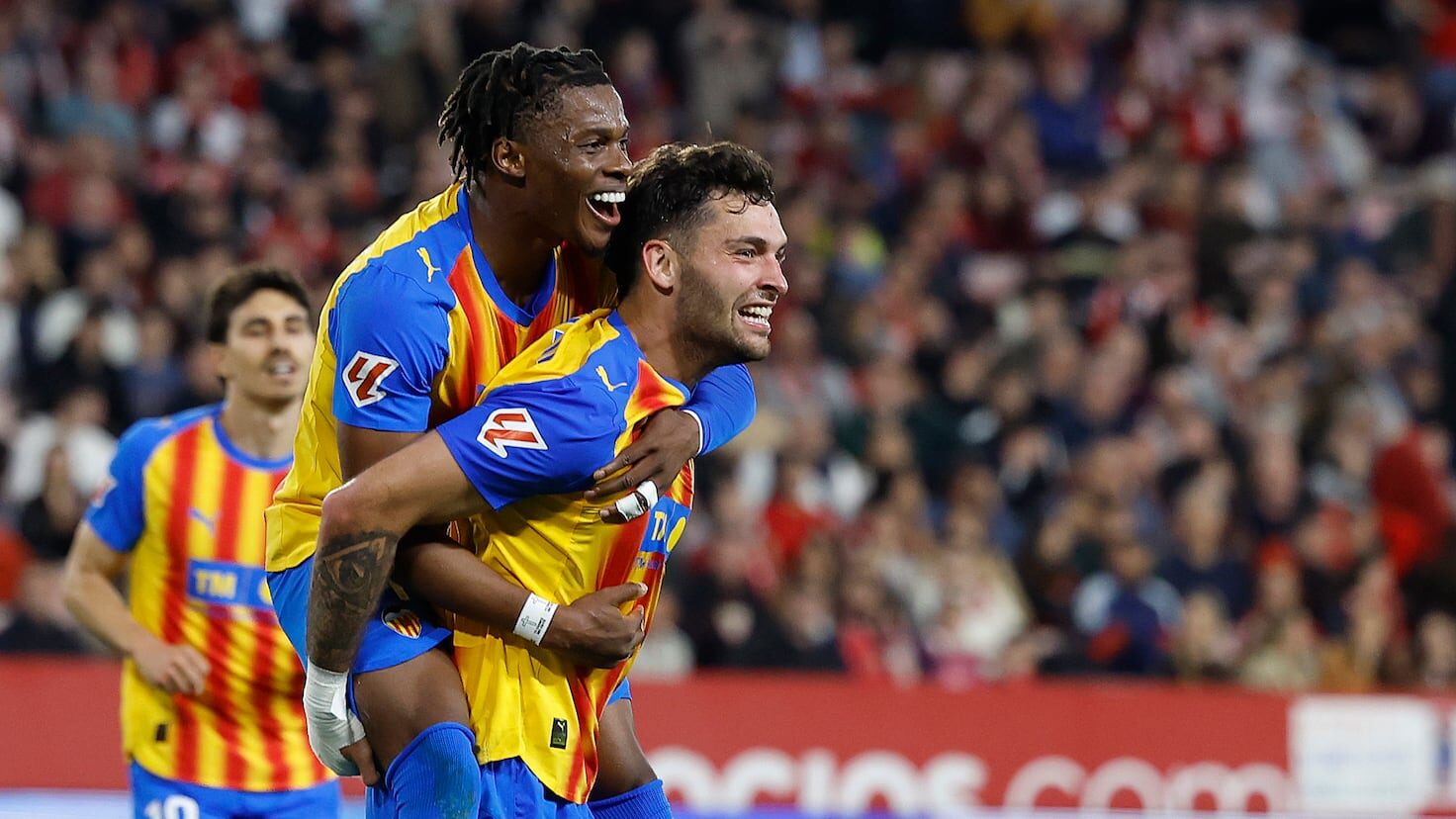Dimitrievski, eroul de la final, și o defensivă de fier: Valencia învinge Sevilla Valencia a obținut o victorie importantă în fața Sevillei, grație unei prestații solide în apărare și a unui Dimitrievski inspirat, care a salvat echipa în ultimele momente ale partidei