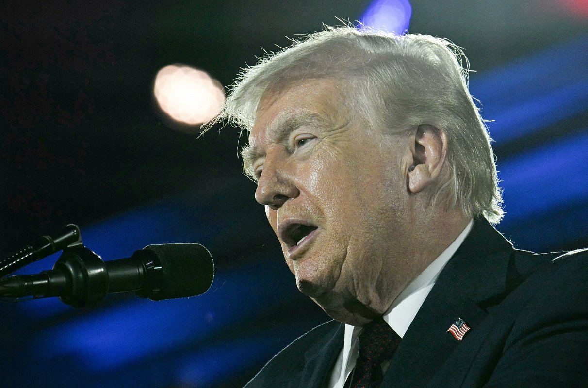 Aeroport din SUA, redenumit oficial Donald J Trump