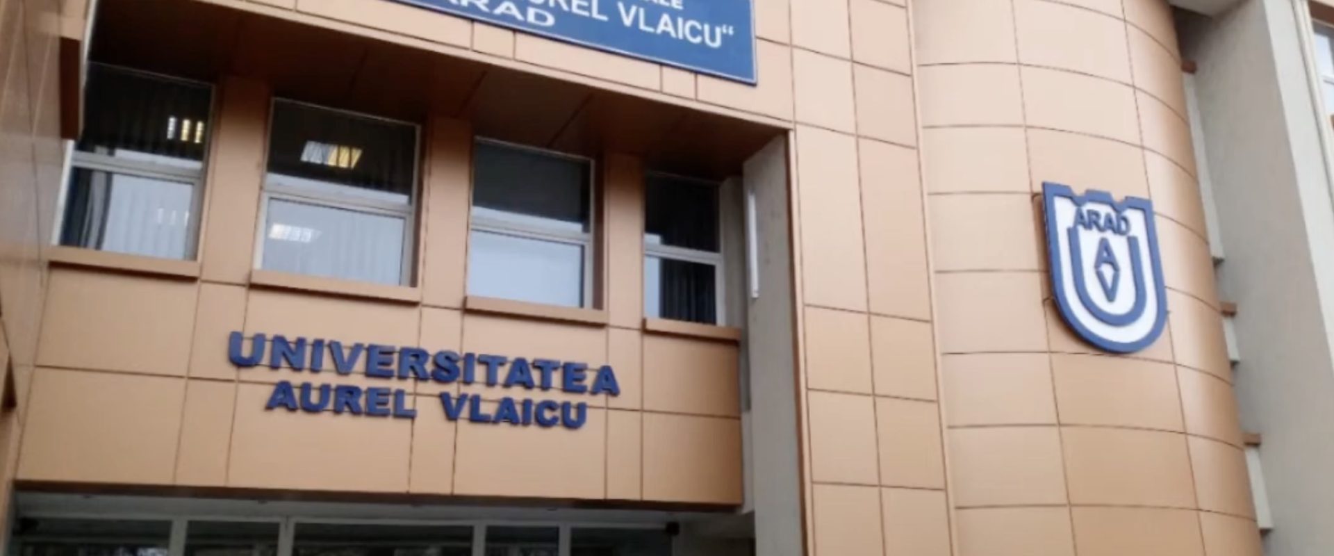 Scandal la Universitatea „Aurel Vlaicu” din Arad: Plângere penală împotriva fostei conduceri Universitatea „Aurel Vlaicu” (UAV) din Arad a depus o plângere penală la Parchetul de pe lângă Judecătoria Arad, în urma unui audit extern care a scos la iveală nereguli în mandatele fostei retoare, Ramona Lile