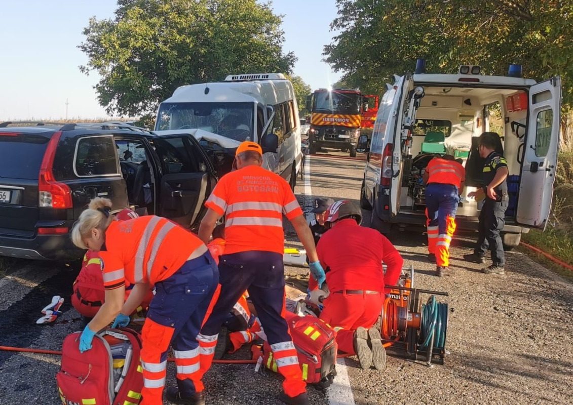 Scădere ușoară a deceselor rutiere în uniunea europeană Anul trecut, în Uniunea Europeană, aproape 19.400 de persoane și-au pierdut viața în accidente rutiere, conform datelor centralizate