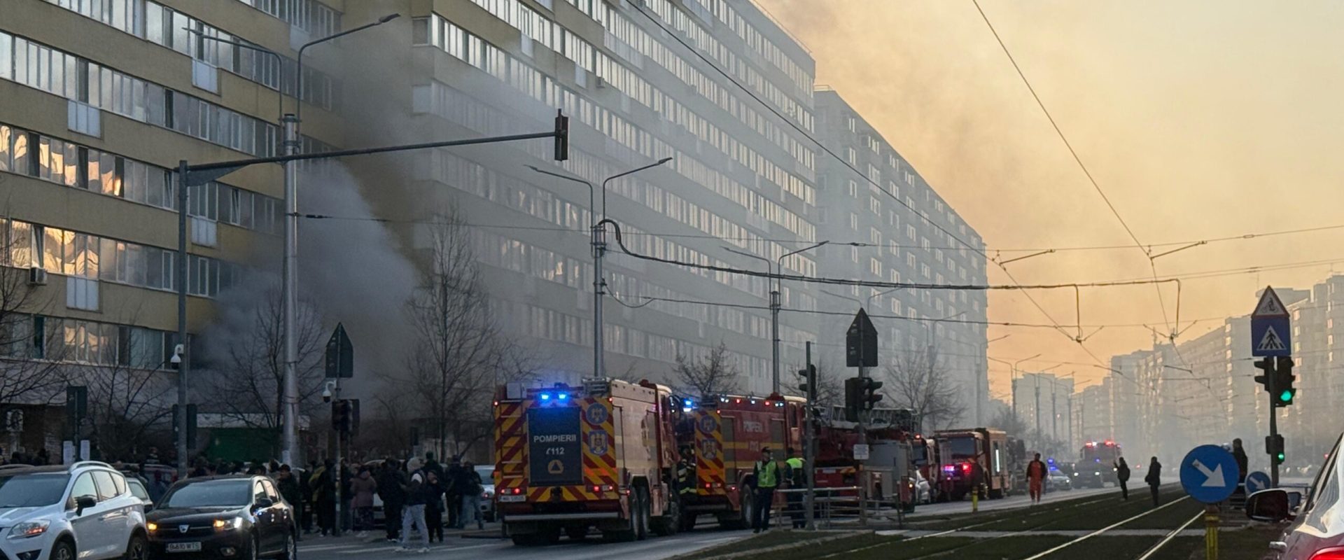 Incendiu puternic la un magazin din sectorul 2 Un incendiu a izbucnit la un spațiu comercial situat la parterul unui bloc de pe Șoseaua Pantelimon din București