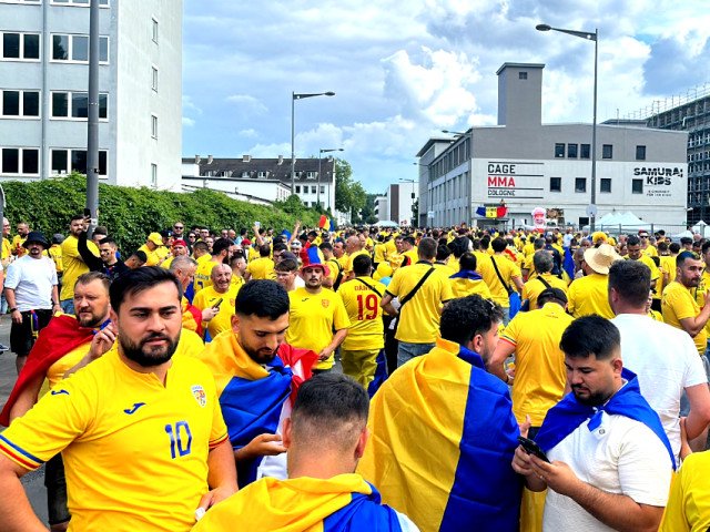 Restricții pentru suporterii români la meciul din Turcia Federația Turcă de Fotbal a impus restricții de acces pentru suporterii români la meciul amical dintre România și Bulgaria, programat pe 27 martie, la Istanbul
