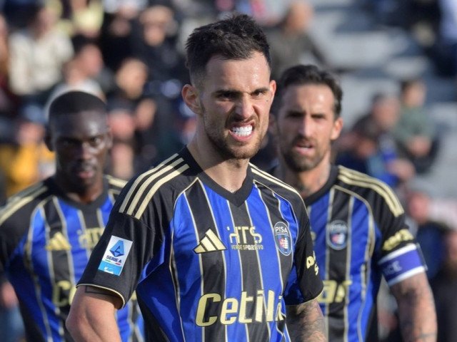 Marius Marin, pe lista Sevillei: Antrenorul, convins că e „ideal pentru noi”