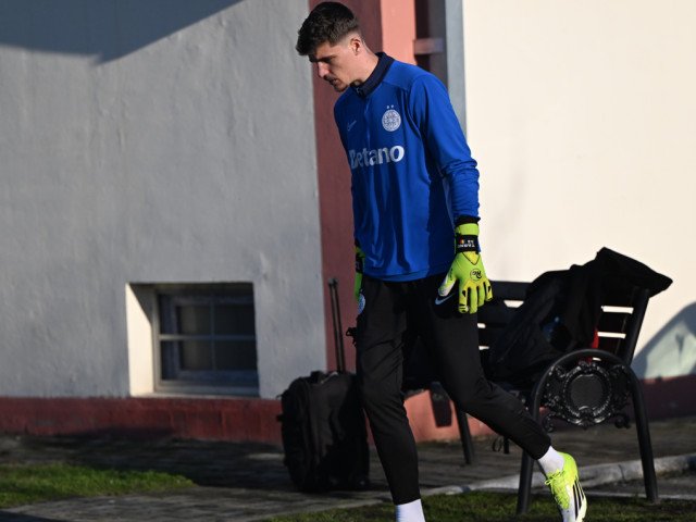 Ștefan Târnovanu, portarul FCSB, va părăsi echipa Ștefan Târnovanu, portarul principal al echipei FCSB, a anunțat că va pleca de la club