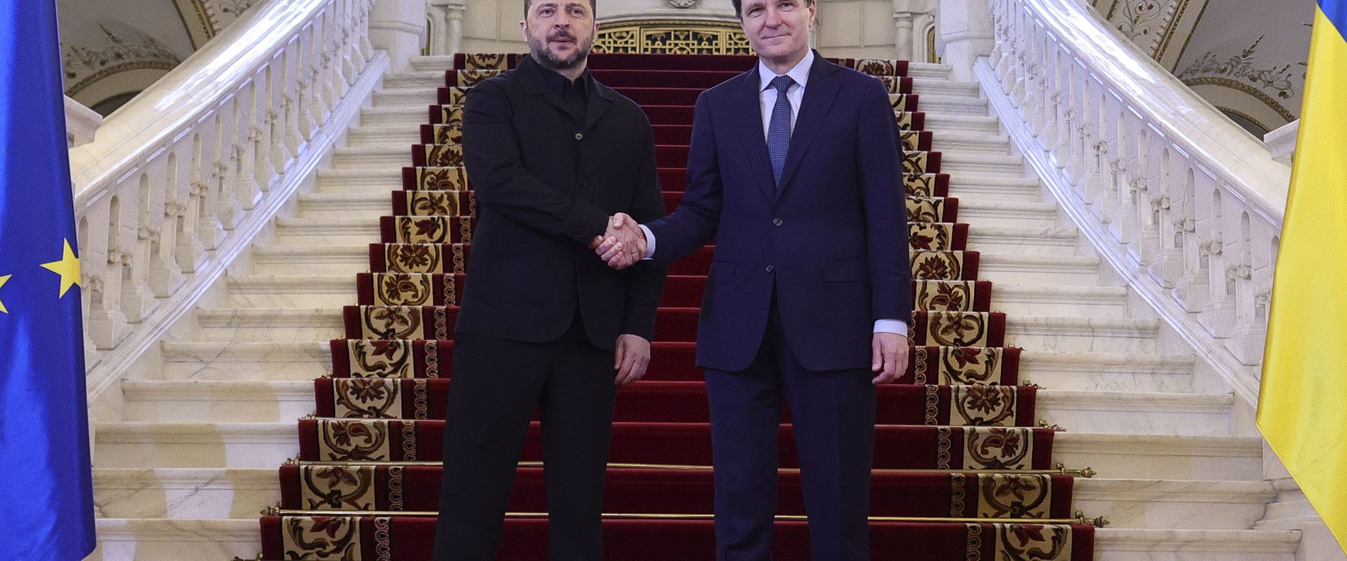 VIDEO Volodimir Zelenski discută acum cu Nicușor Dan. Parteneriat strategic România-Ucraina, parafat azi / Protest la Cotroceni