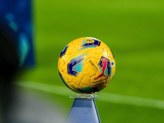 Șanse mari de pierdere a titlului pentru o echipă europeană de fotbal O echipă de fotbal europeană se confruntă cu o situație delicată, având acum șanse de 89% să piardă primul titlu după o perioadă de 15 ani