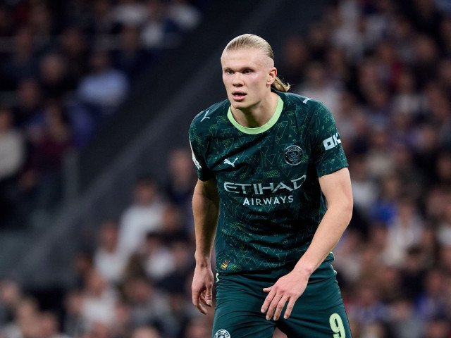 Haaland, departe de Barcelona: Agentul norvegianului dezminte orice discuție de transfer Speculațiile privind un posibil transfer al starului norvegian Erling Haaland la FC Barcelona au fost rapid spulberate