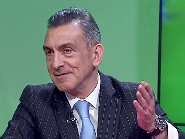 Ilie Dumitrescu, categoric după Dinamo – Craiova: așteaptă confirmarea Fostul mare fotbalist Ilie Dumitrescu a analizat, cu fermitate, partida dintre Dinamo București și Universitatea Craiova, soldată cu victoria oltenilor