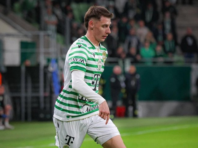 O decizie surprinzătoare: Lucescu îl cheamă pe jucătorul care a regretat că nu a ales Ungaria Selecționerul echipei naționale de fotbal a României, Mircea Lucescu, a decis să-l convoace pe un jucător care în trecut și-a exprimat regretul că nu a jucat pentru echipa națională a Ungariei