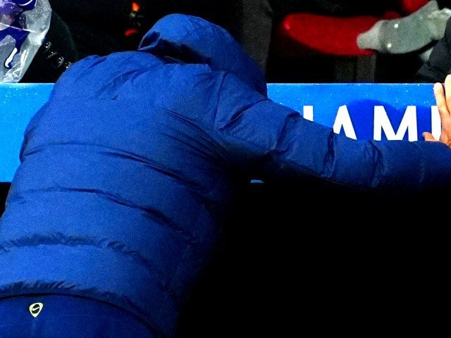 Eșec european și record negativ pentru antrenor Echipa de fotbal a suferit o înfrângere în Champions League, rezultatul aducând critici dure la adresa tehnicianului principal