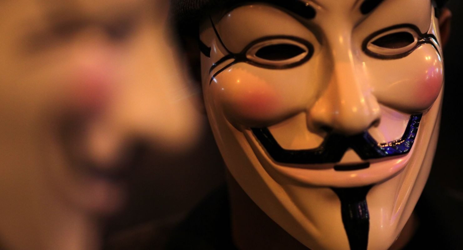 AI în Spatele Anonimatului: Noile Tehnologii Dezvăluie Identități Ascunse Online Modelele avansate de inteligență artificială (AI) demonstrează o capacitate remarcabilă de a identifica utilizatorii anonimi pe platformele online, conform unui studiu recent