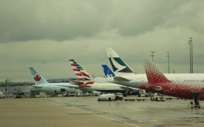 Războiul din orientul mijlociu schimbă aviația: Scumpirea combustibilului afectează companiile