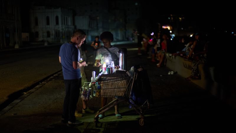 Havana, în beznă și sub amenințarea „preluării” americane Havana este din nou cufundată în întuneric